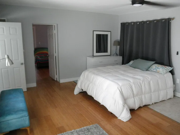 431 Virginia Dr — Photo 16