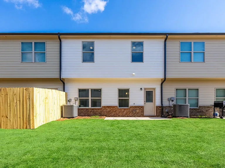 4122 Fulson Dr — Photo 33