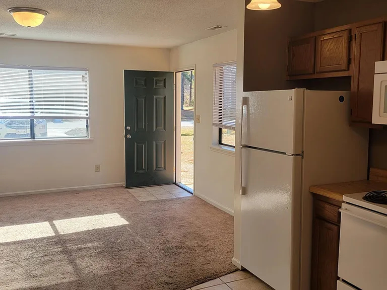 1933 Countrywood Blvd — Photo 5