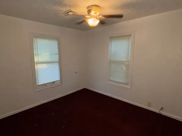 1506 NW Euclid Ave, Lawton, OK 73507