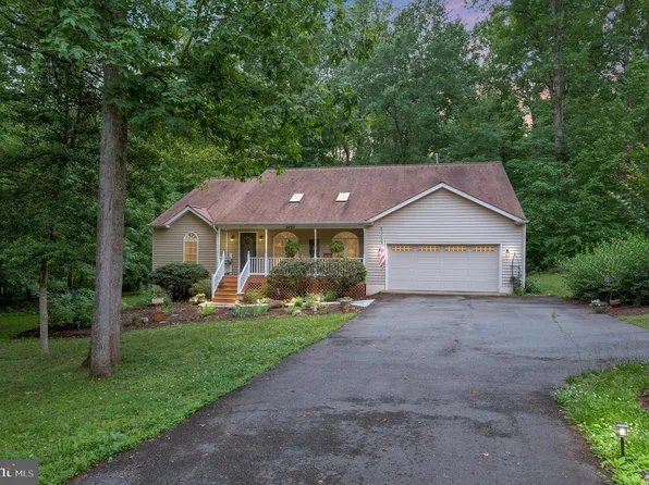 2402 Lakeview Pkwy, Locust Grove, VA 22508