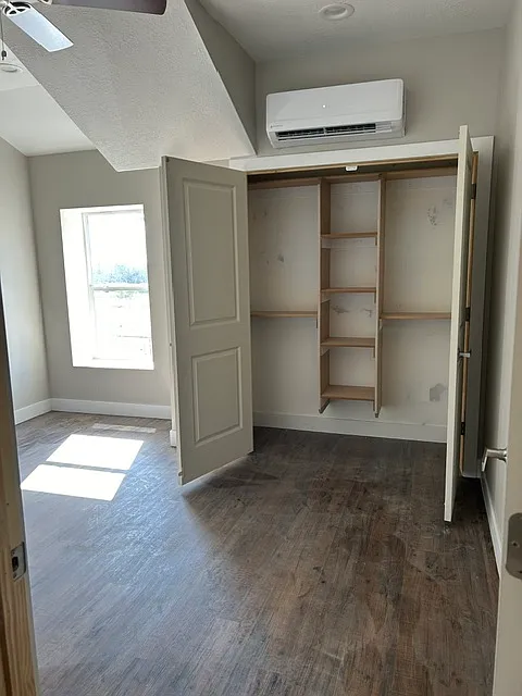 3 bed, 1700 sqft, $2,250 — Photo 2