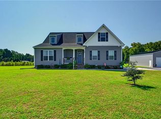 3954 Vicksburg Rd, Suffolk, VA 23438