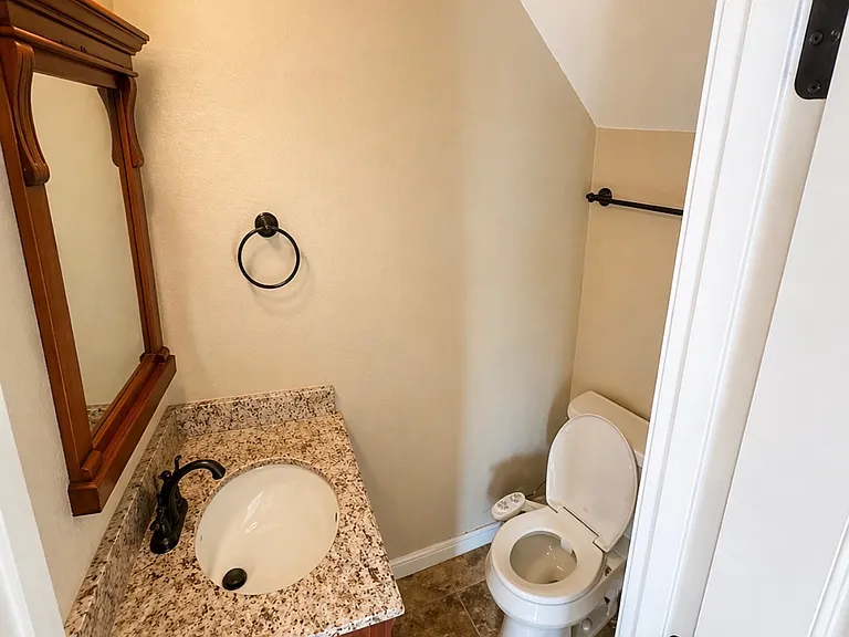 4113 Jamaica Ter — Photo 8