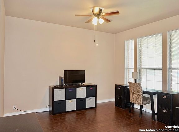2nd image of 9046 Foxgrove Way