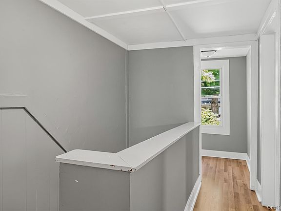4th image of 27 Elizabeth Street