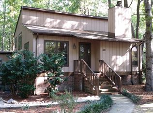 120 Bonnell Ct, Cary, NC 27511