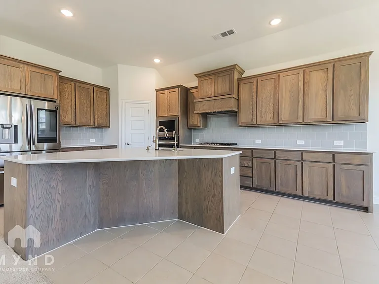 12108 Buffalo Hills Dr — Photo 16