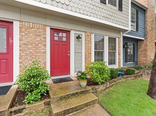 40 Abbey Rd, Euless, TX 76039