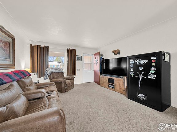 5th image of 818 Grant St