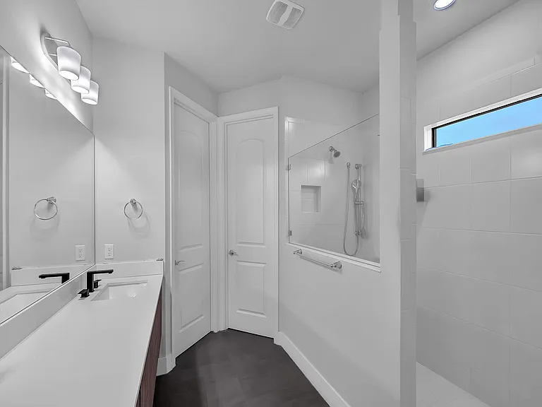 4814 Chantilly Rd — Photo 30