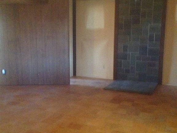 4th image of 1212 Cedar Dr