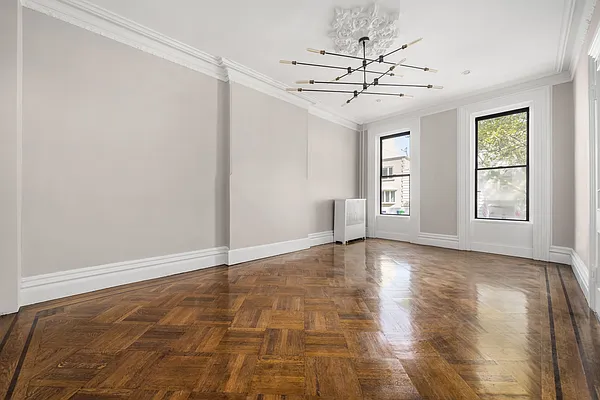 Rented by Oxford Property Group | media 1