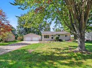 905 N Wilder Rd, Lapeer, MI 48446