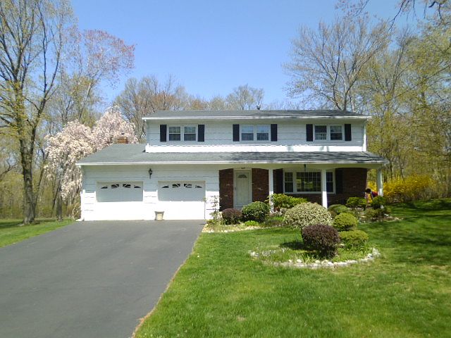 2nd image of 120 Sunset Rd