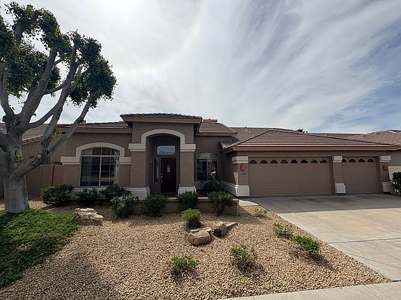 3rd image of 5123 E Michelle Dr