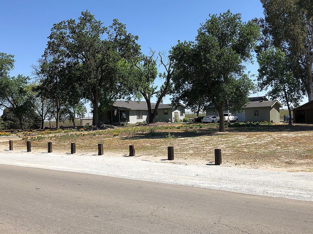 21246 Cedar Ave, Laton, CA 93242 Zillow