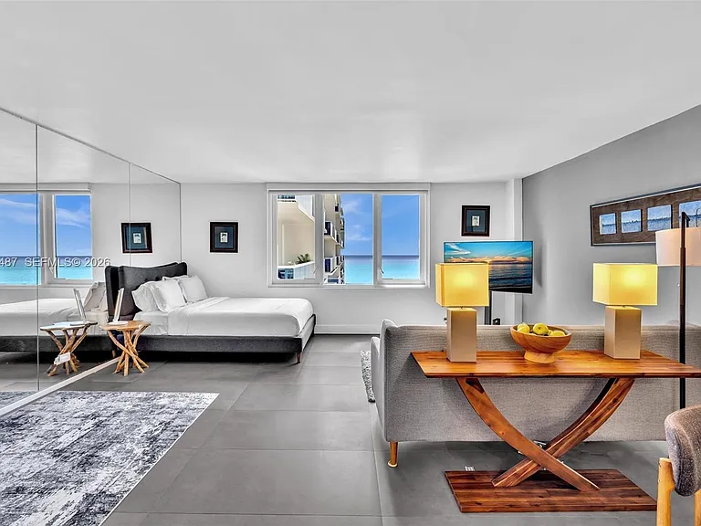 2301 Collins Ave #1543 — Photo 11