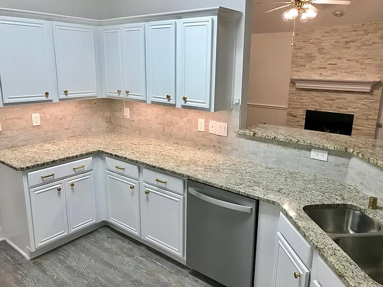 Italian-made tile kitchen backsplash and under-cabinet lighting