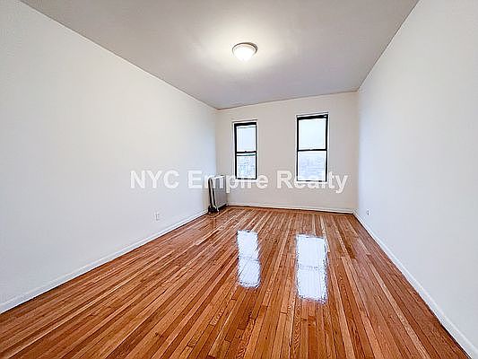 4th image of 310 Convent Ave #6J