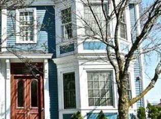 208 Prospect St #1, Cambridge, MA 02139