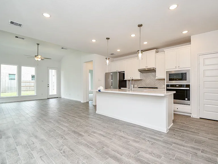 7207 Prairie Heights Dr — Photo 6