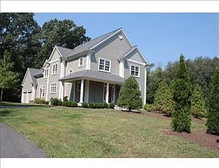 1st image of 11 Goldenrod Dr