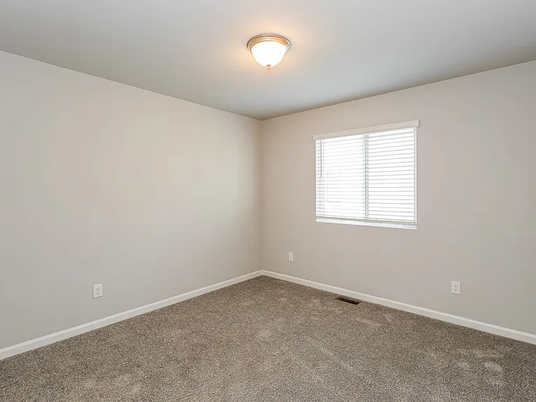 408 N Park Ave — Photo 20