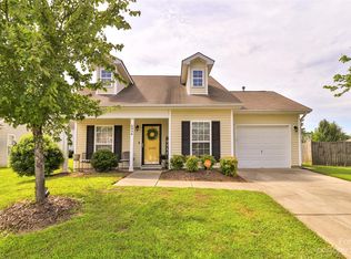 6930 Seney Dr, Charlotte, NC 28214