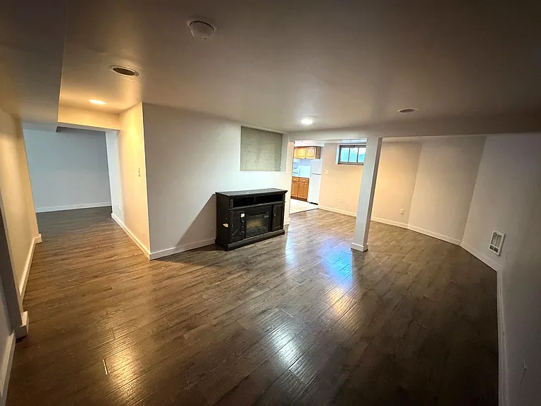 1802 Cedar St #BASEMENT — Photo 4