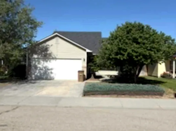 1027 S Cherokee Ave, Emmett, ID 83617