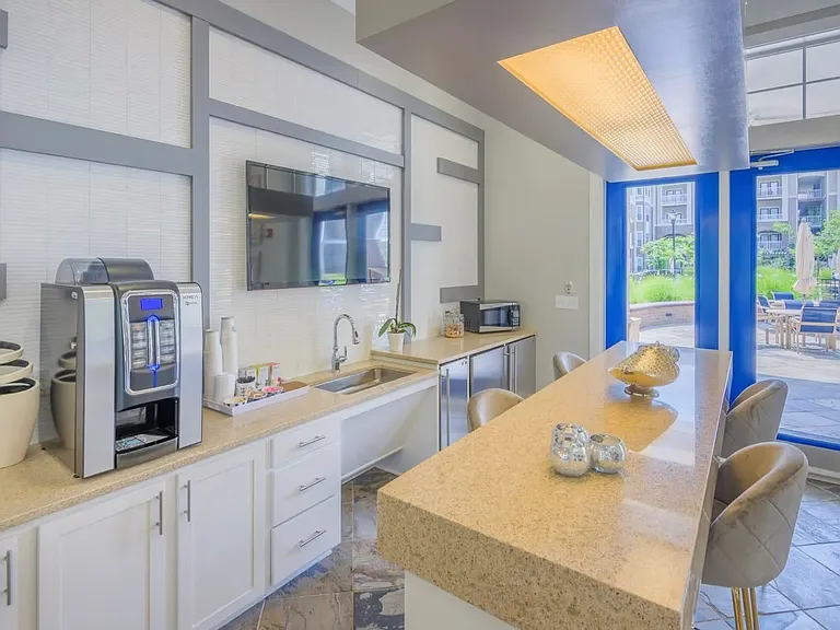 Resident Lounge with Complimentary Coffee Bar