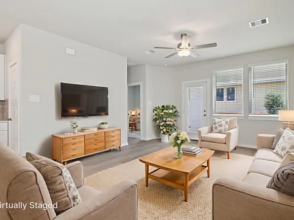 400 Sunrise Ranch Dr, Montgomery, TX 77316