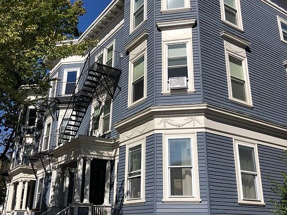 2nd image of 373-375 Broadway #373-4