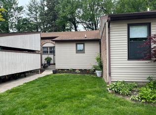 2645 Chatham Woods Dr SE #13, Grand Rapids, MI 49546