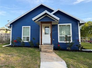 306 Moss Ave, Hearne, TX 77859