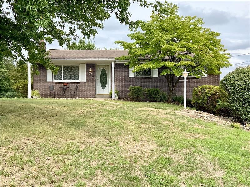1st image of 111 Glenora Dr