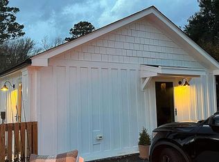 115 Circle Dr, Beaufort, NC 28516