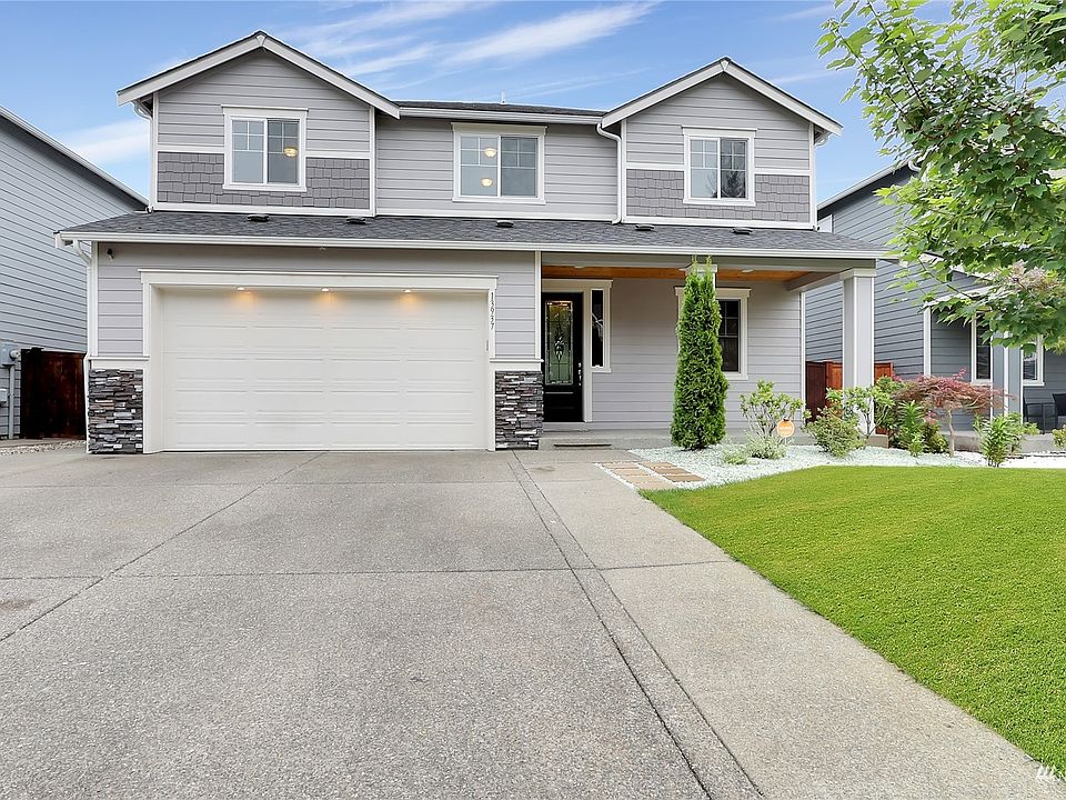 1st image of 13937 63rd Ave E