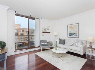 2 Constitution Ct, Hoboken, NJ 07030