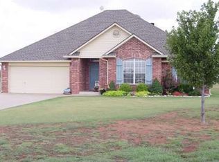 4841 Penn Place Dr, Edmond, OK 73025