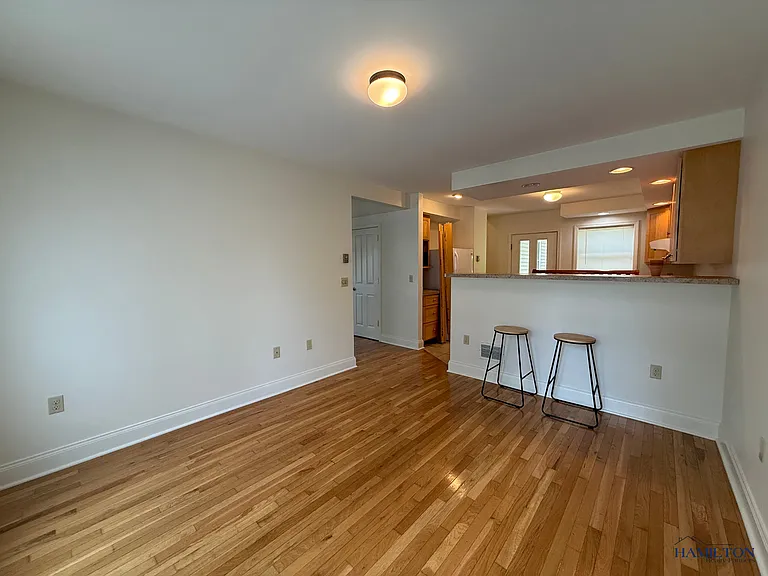 7407 State Route 20 — Photo 6