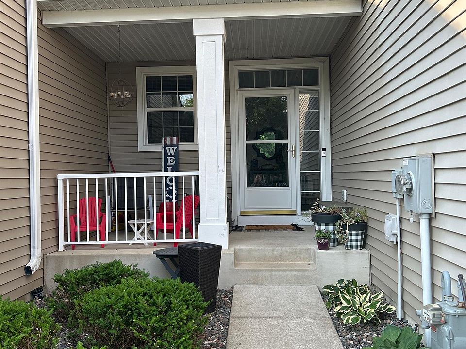 2nd image of 614 10th St S