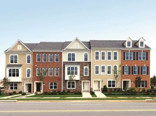 7300 Wood Trail Dr, Lanham, MD 20706