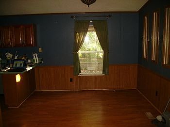 152389X-3.jpg