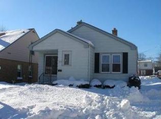3263 N 79th St, Milwaukee, WI 53222