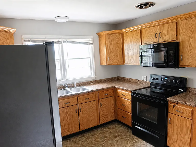 610 Mauldeth Rd — Photo 6