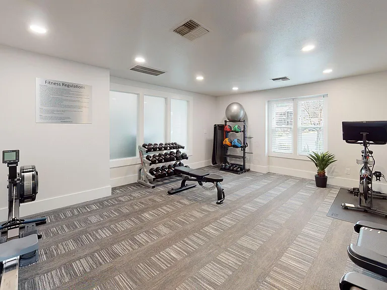 Redmond Place Apartments — Photo 29