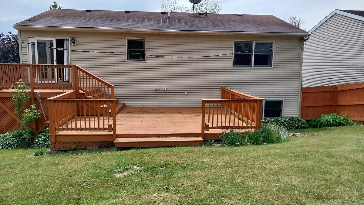 Building Photo - 5420 Hillside Dr