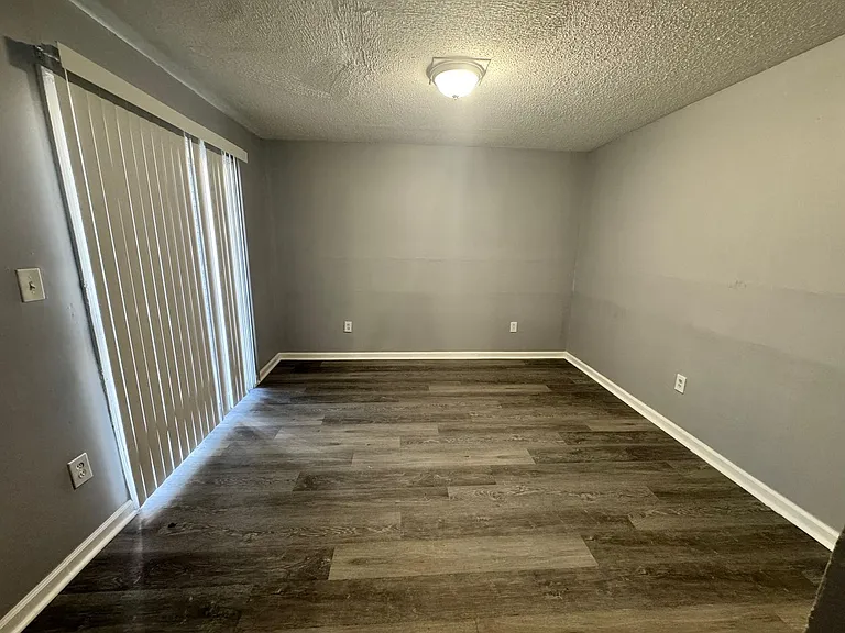 225 W McDowell Rd — Photo 53